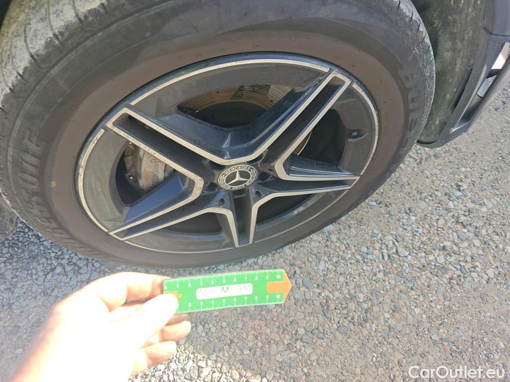  Mercedes  G-Klasee MERCEDES-BENZ Clase GLC / 2019 / 5P / todoterreno GLC 200 d 4MATIC #3