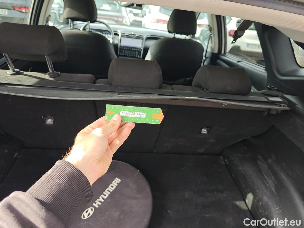  Hyundai  Tucson HYUNDAI  / 2020 / 5P / todoterreno 1.6 TGDI PHEV 195kW Tecno Sky Auto 4x4 #16