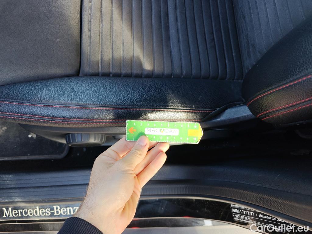  Mercedes  GLA MERCEDES-BENZ Clase  / 2017 / 5P / todoterreno  220 d #42