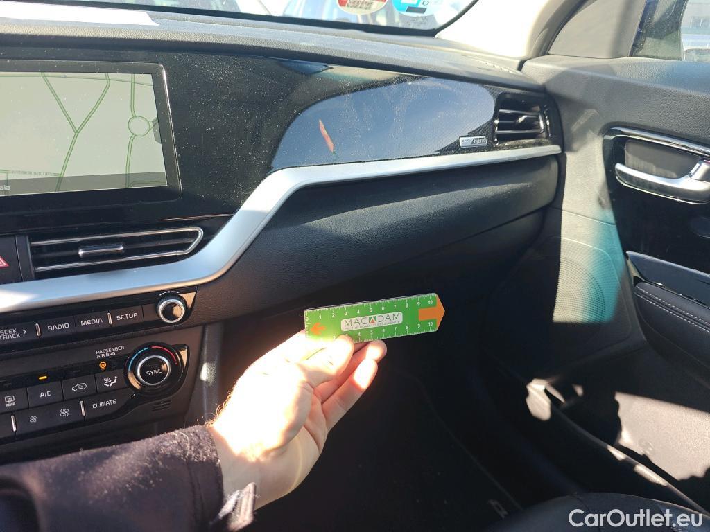  KIA  Niro KIA  / 2019 / 5P / crossover 1.6 GDi HEV 104kW (141CV) Drive #15