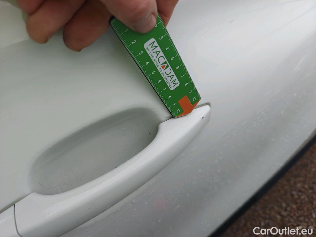  Opel  Crossland OPEL  X / 2017 / 5P / todoterreno 1.2 81kW Design Line 120 Aniversario S/S (CX) #35