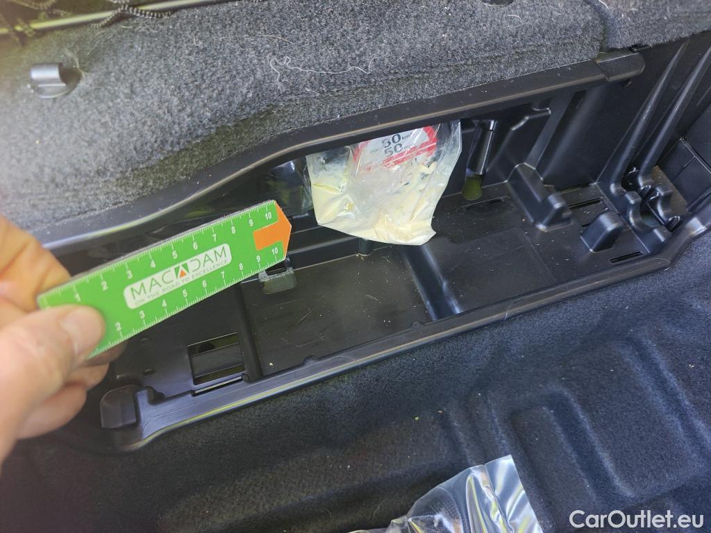  Mercedes  G-Klasee MERCEDES-BENZ Clase GLC / 2019 / 5P / todoterreno GLC 200 d 4MATIC #7