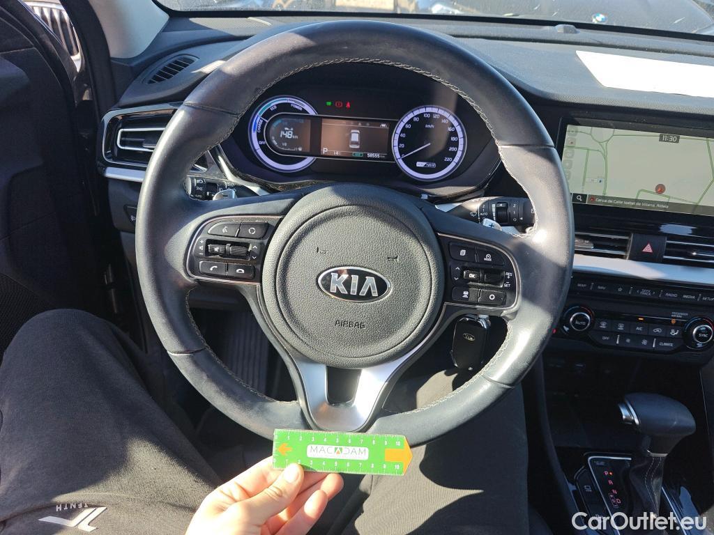 KIA  Niro KIA  / 2019 / 5P / crossover 1.6 GDi HEV 104kW (141CV) Drive #18