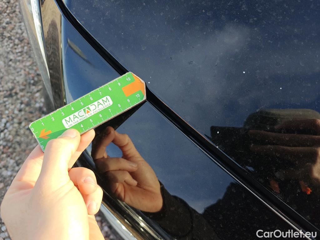  Mercedes  GLA MERCEDES-BENZ Clase  / 2017 / 5P / todoterreno  220 d #39