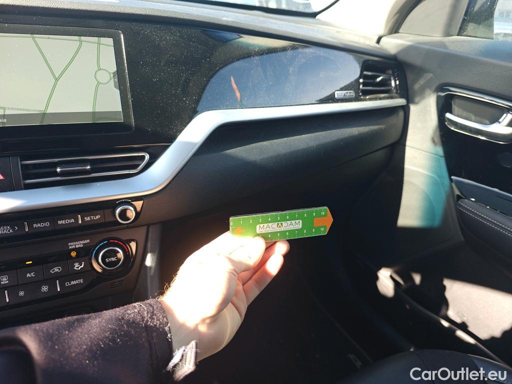  KIA  Niro KIA  / 2019 / 5P / crossover 1.6 GDi HEV 104kW (141CV) Drive #14