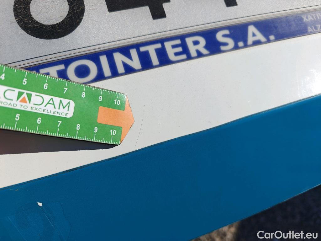  Peugeot  2008 PEUGEOT  / 2019 / 5P / todoterreno Active Puretech 100 S&S BVM6 #41