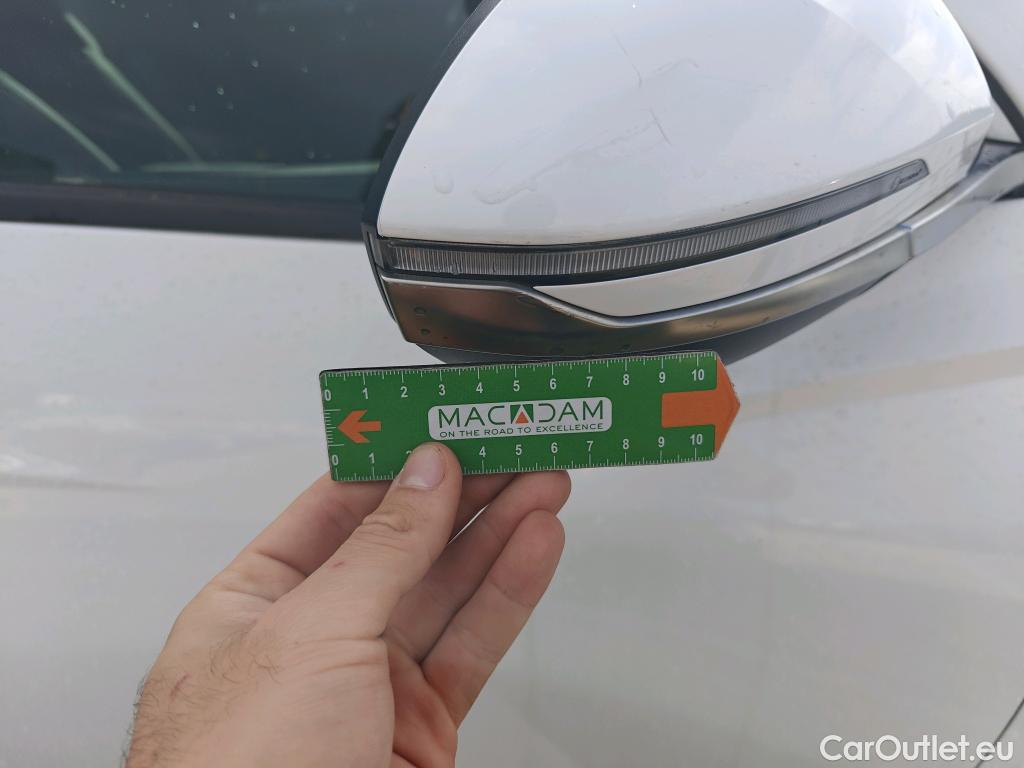  Hyundai  Tucson HYUNDAI  / 2020 / 5P / todoterreno 1.6 TGDI PHEV 195kW Tecno Sky Auto 4x4 #37