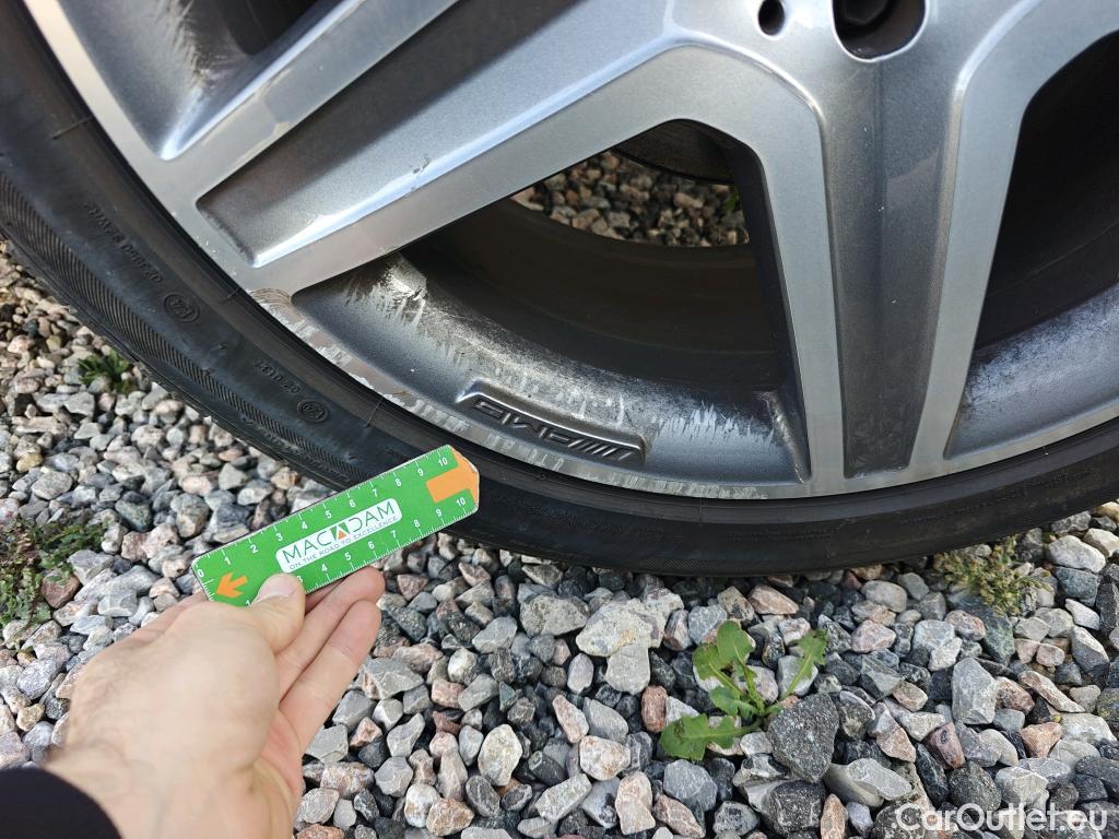  Mercedes  GLA MERCEDES-BENZ Clase  / 2017 / 5P / todoterreno  220 d #25