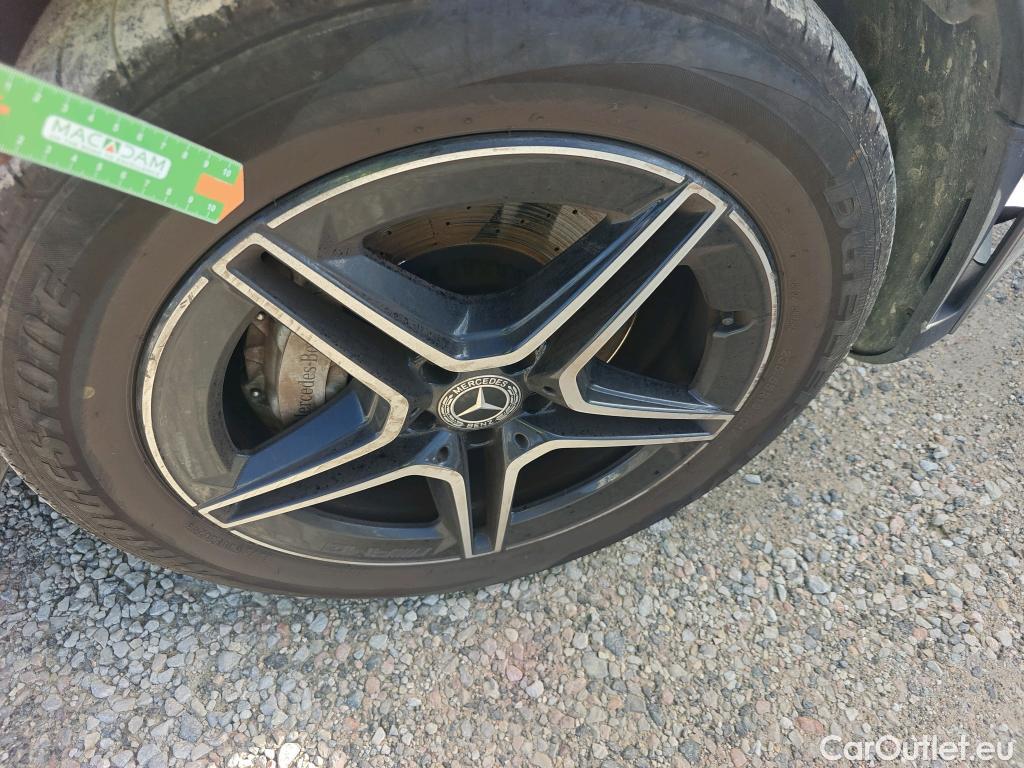  Mercedes  G-Klasee MERCEDES-BENZ Clase GLC / 2019 / 5P / todoterreno GLC 200 d 4MATIC #4