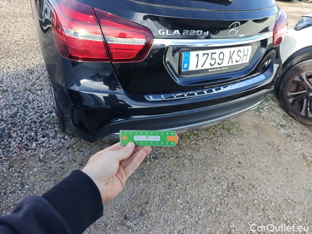  Mercedes  GLA MERCEDES-BENZ Clase  / 2017 / 5P / todoterreno  220 d #53