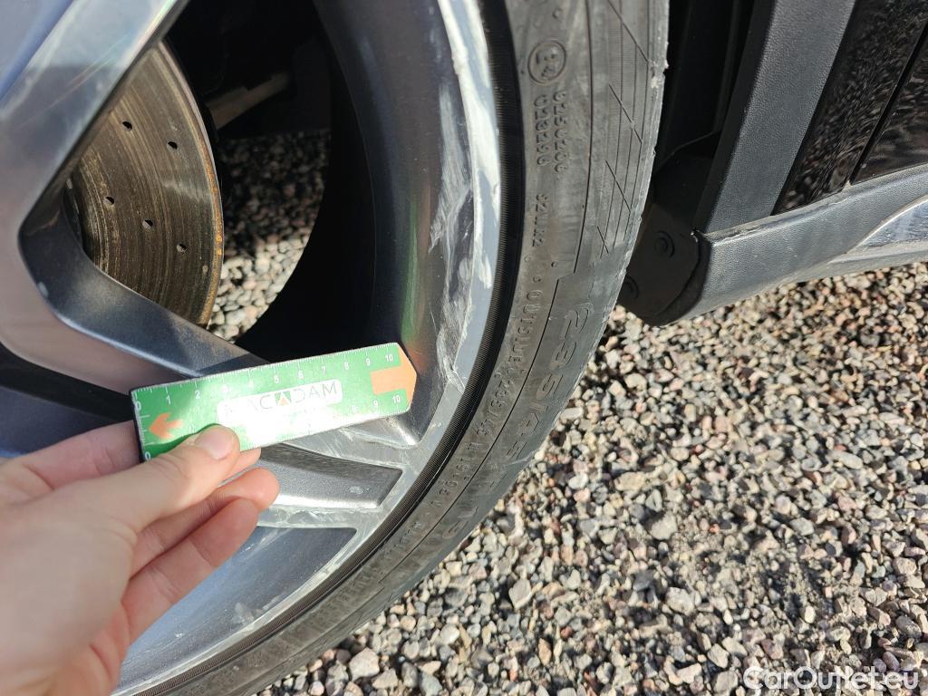  Mercedes  GLA MERCEDES-BENZ Clase  / 2017 / 5P / todoterreno  220 d #28