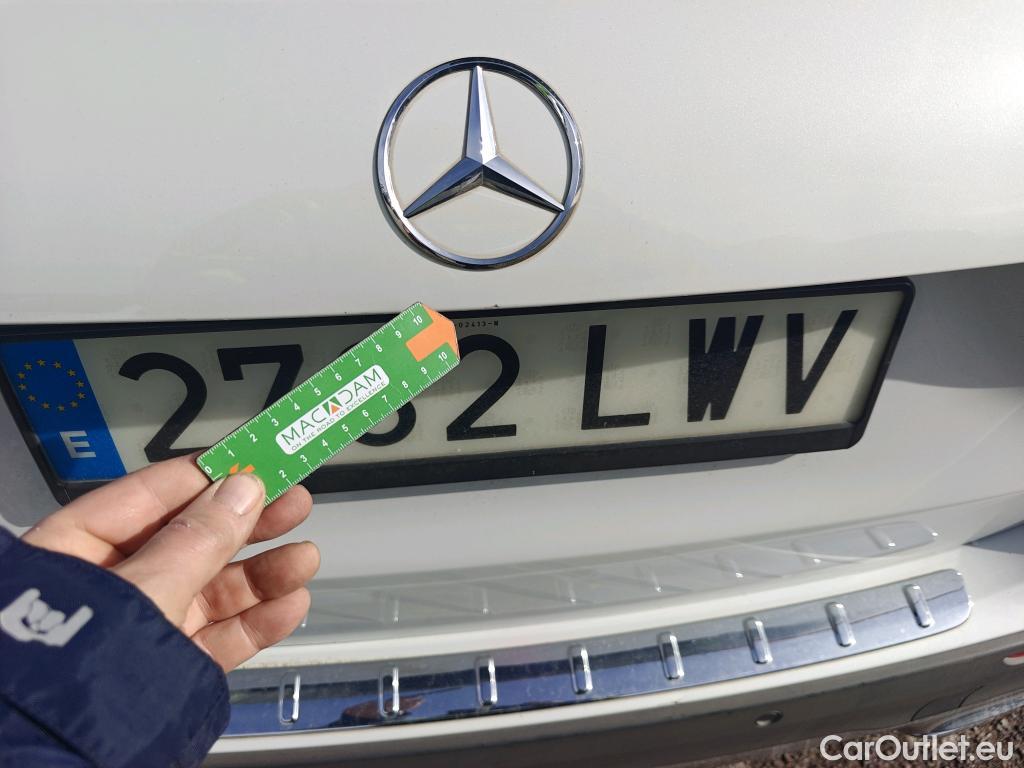  Mercedes  GLA MERCEDES-BENZ  / 2020 / 5P / todoterreno  200 D #15