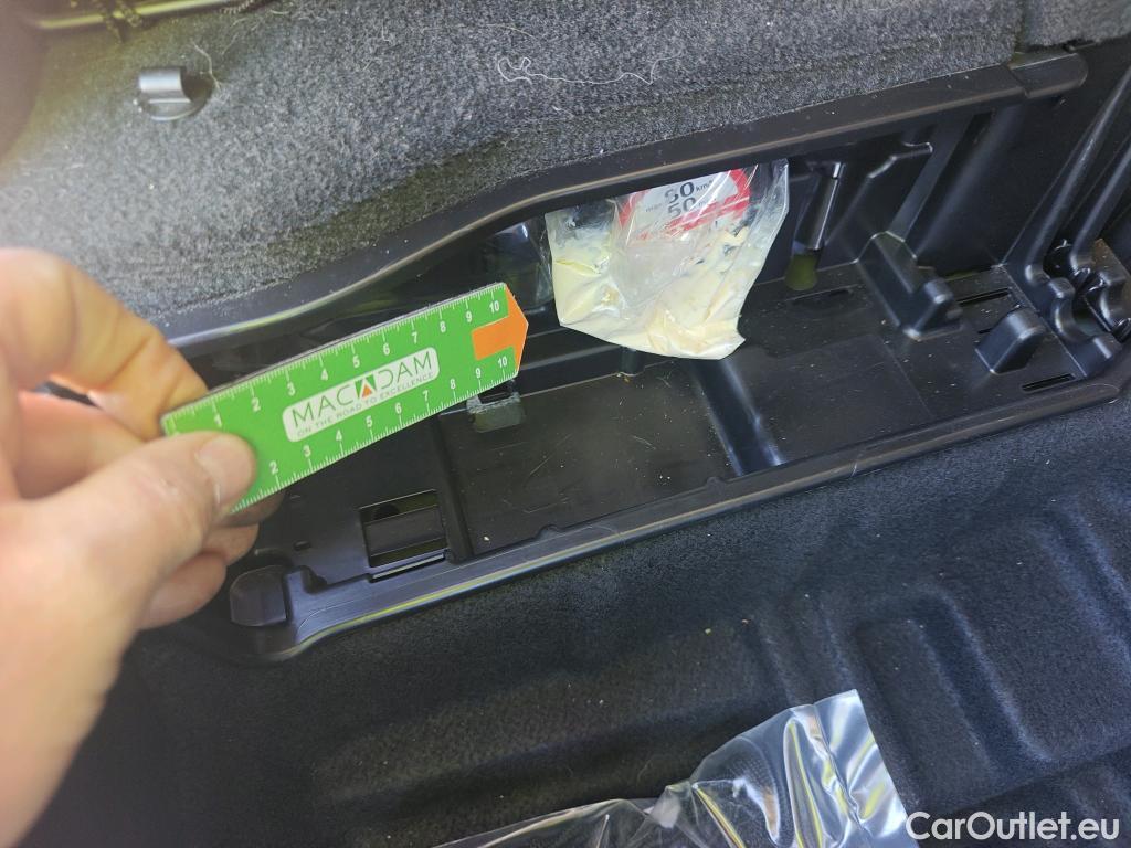  Mercedes  G-Klasee MERCEDES-BENZ Clase GLC / 2019 / 5P / todoterreno GLC 200 d 4MATIC #8