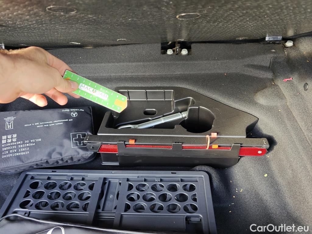  Mercedes  GLA MERCEDES-BENZ Clase  / 2017 / 5P / todoterreno  220 d #46