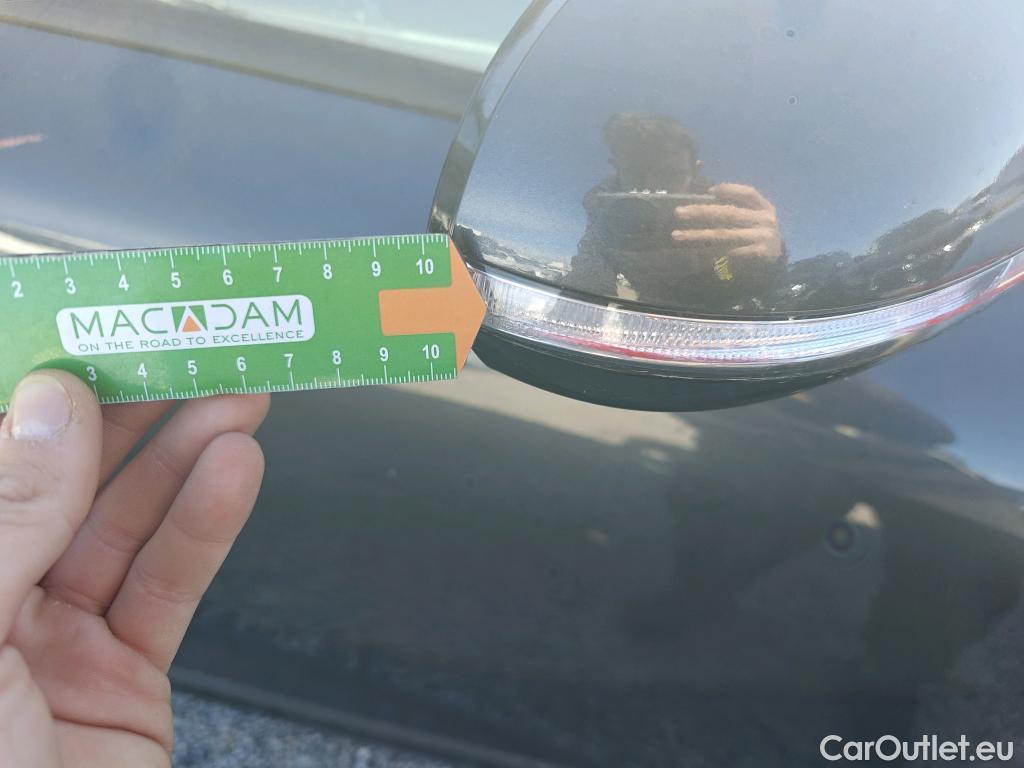  KIA  Niro KIA  / 2019 / 5P / crossover 1.6 GDi HEV 104kW (141CV) Drive #5