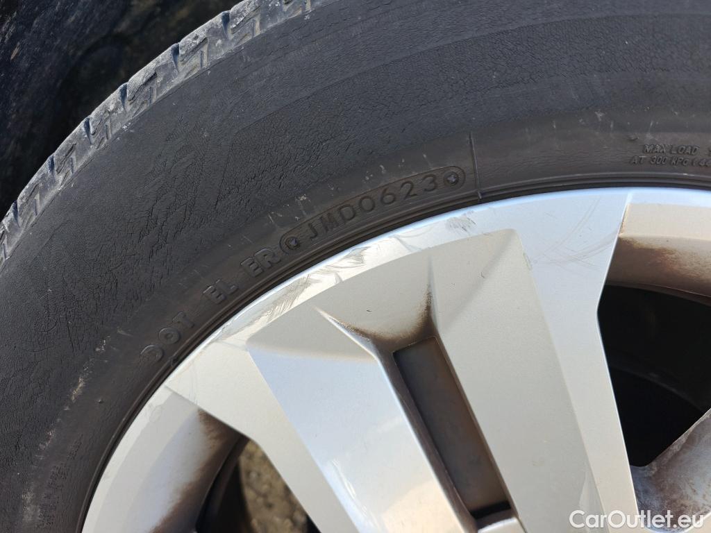  Renault  Captur RENAULT  / 2020 / 5P / todoterreno Intens TCe 90 #44