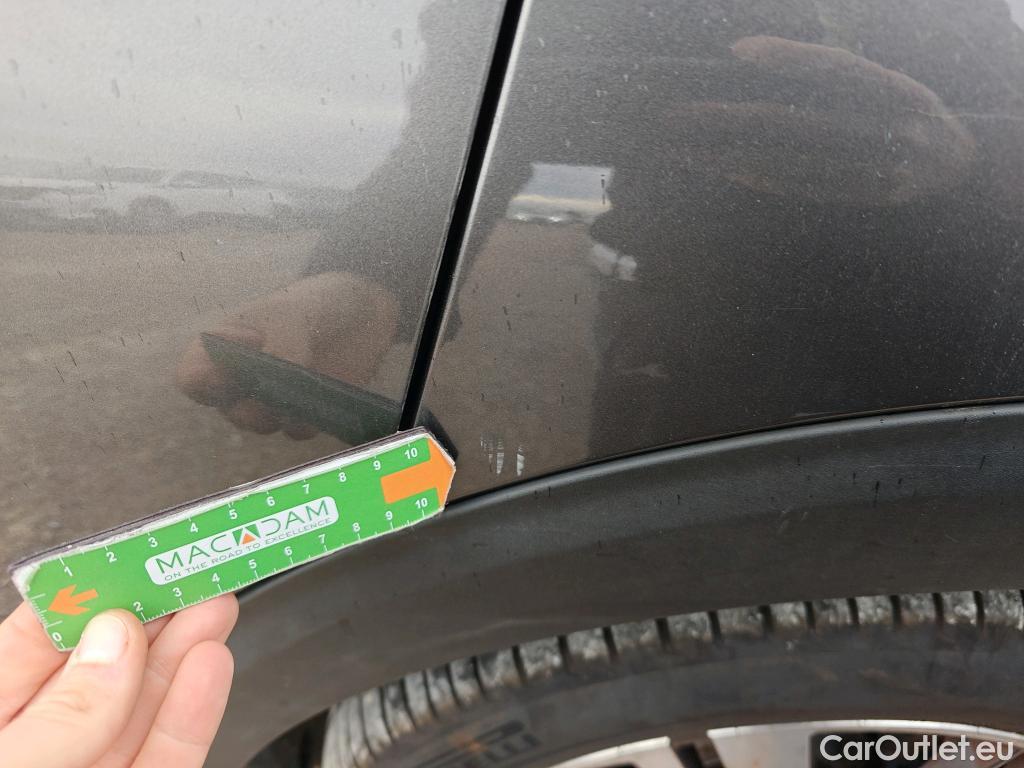  Peugeot  3008 PEUGEOT  Hybrid / 2020 / 5P / todoterreno 225 e-EAT8 Allure #57