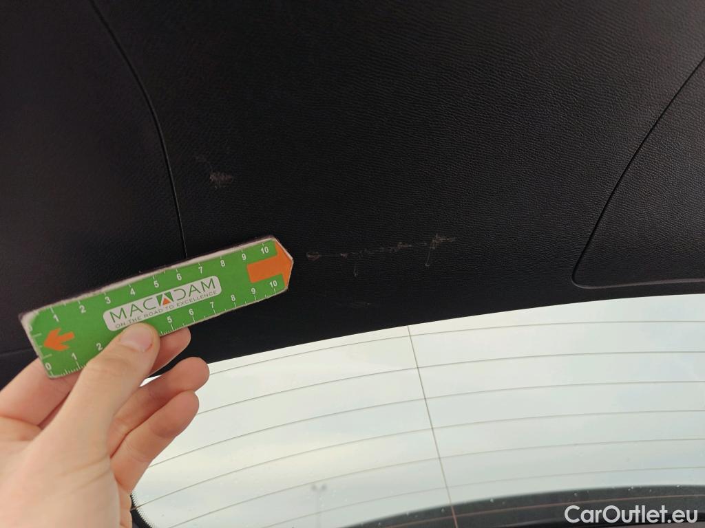  Peugeot  3008 PEUGEOT  Hybrid / 2020 / 5P / todoterreno 225 e-EAT8 Allure #40