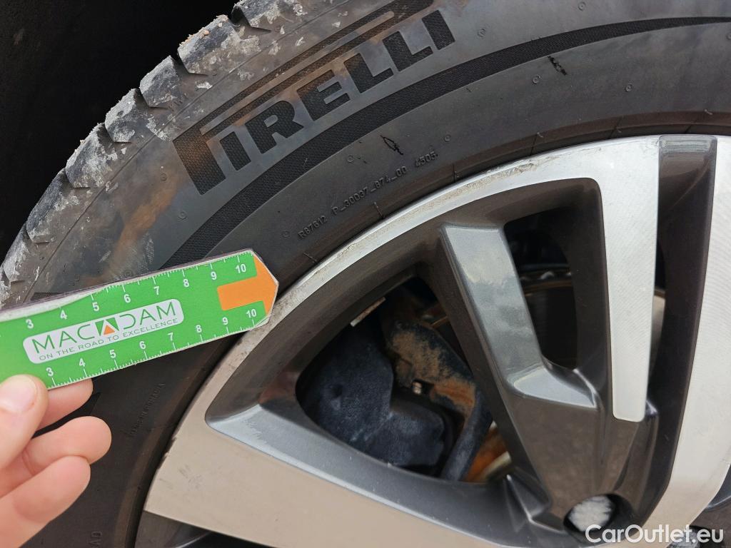  Peugeot  3008 PEUGEOT  Hybrid / 2020 / 5P / todoterreno 225 e-EAT8 Allure #14