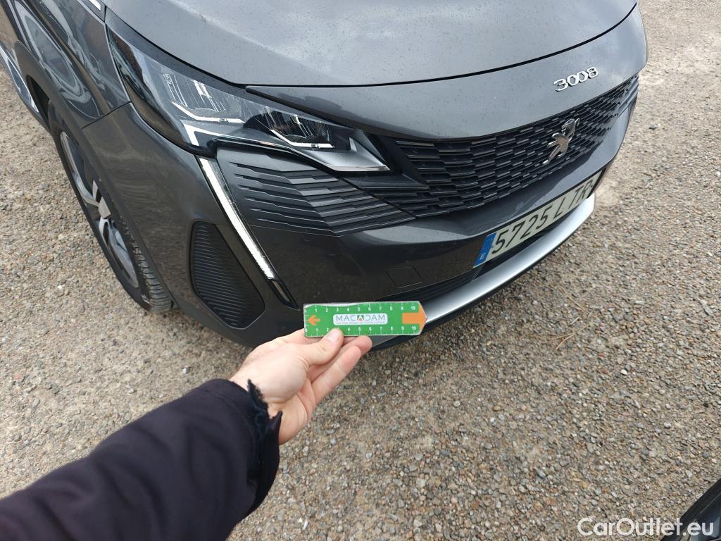  Peugeot  3008 PEUGEOT  Hybrid / 2020 / 5P / todoterreno 225 e-EAT8 Allure #66