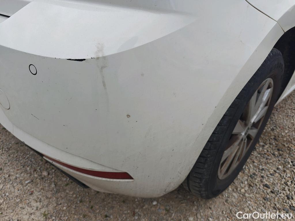  Seat  Ibiza SEAT  / 2017 / 5P / berlina con portón 1.0 TSI 81kW (110CV) Style Go2 #11