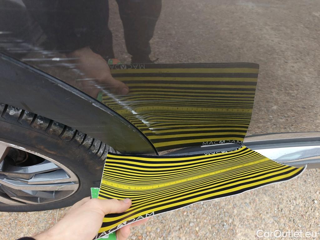  Peugeot  3008 PEUGEOT  Hybrid / 2020 / 5P / todoterreno 225 e-EAT8 Allure #2