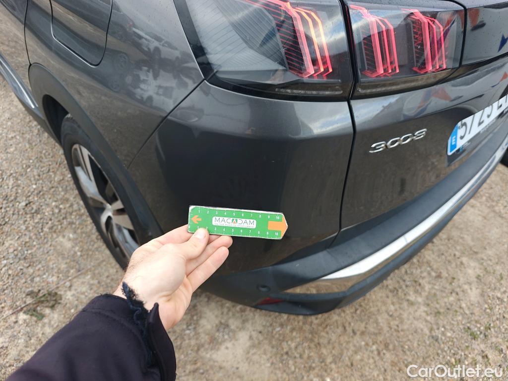  Peugeot  3008 PEUGEOT  Hybrid / 2020 / 5P / todoterreno 225 e-EAT8 Allure #44