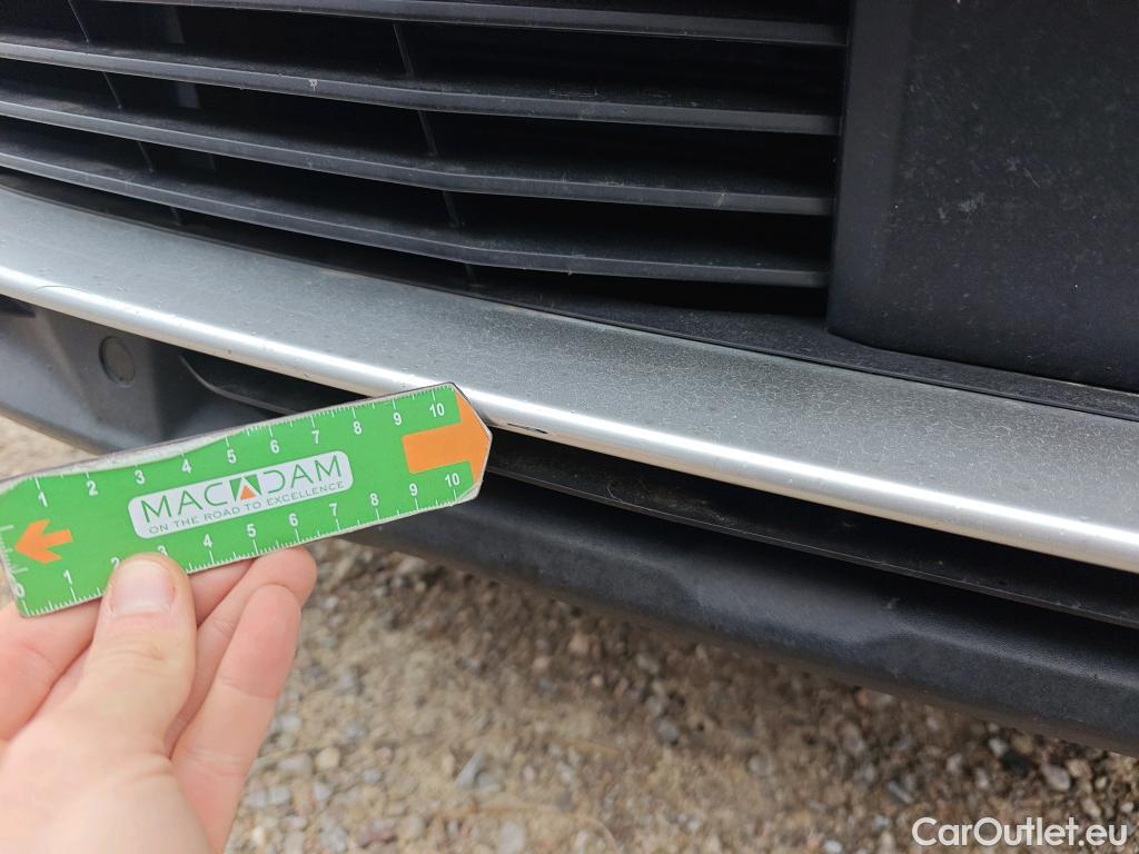  Peugeot  3008 PEUGEOT  Hybrid / 2020 / 5P / todoterreno 225 e-EAT8 Allure #36