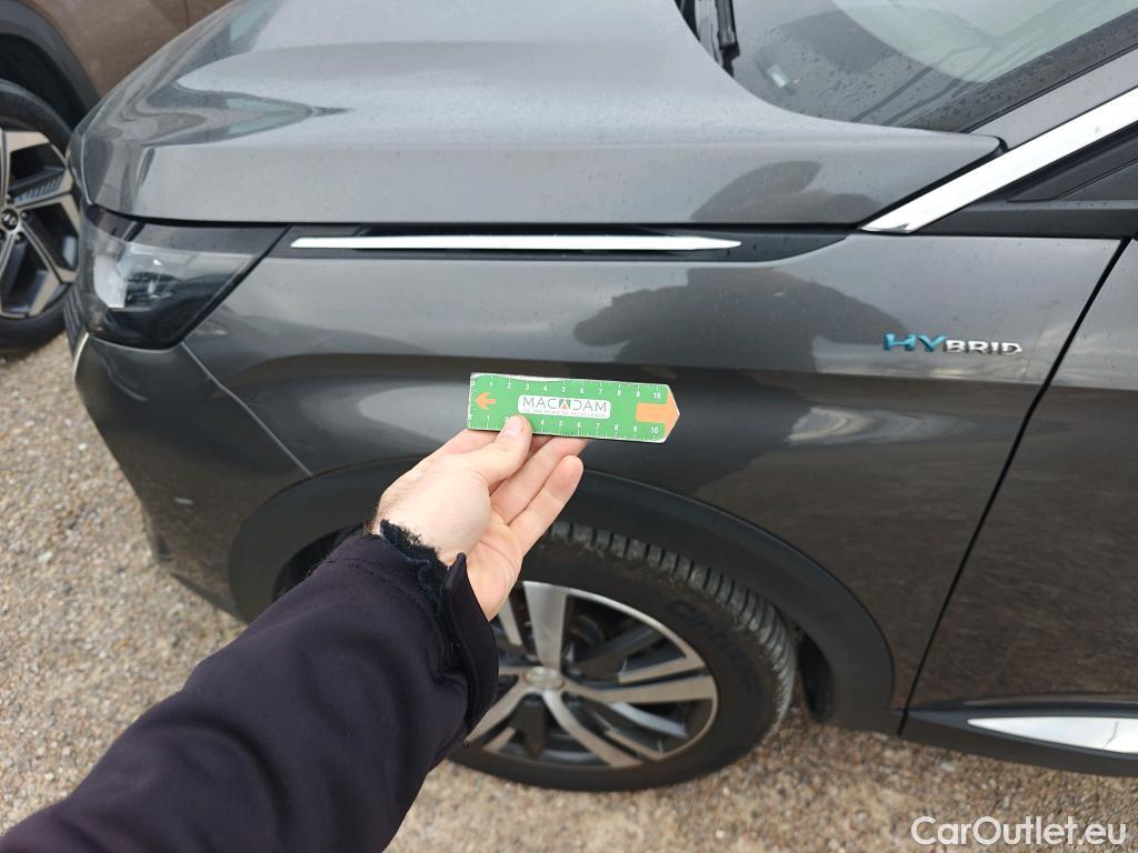  Peugeot  3008 PEUGEOT  Hybrid / 2020 / 5P / todoterreno 225 e-EAT8 Allure #61