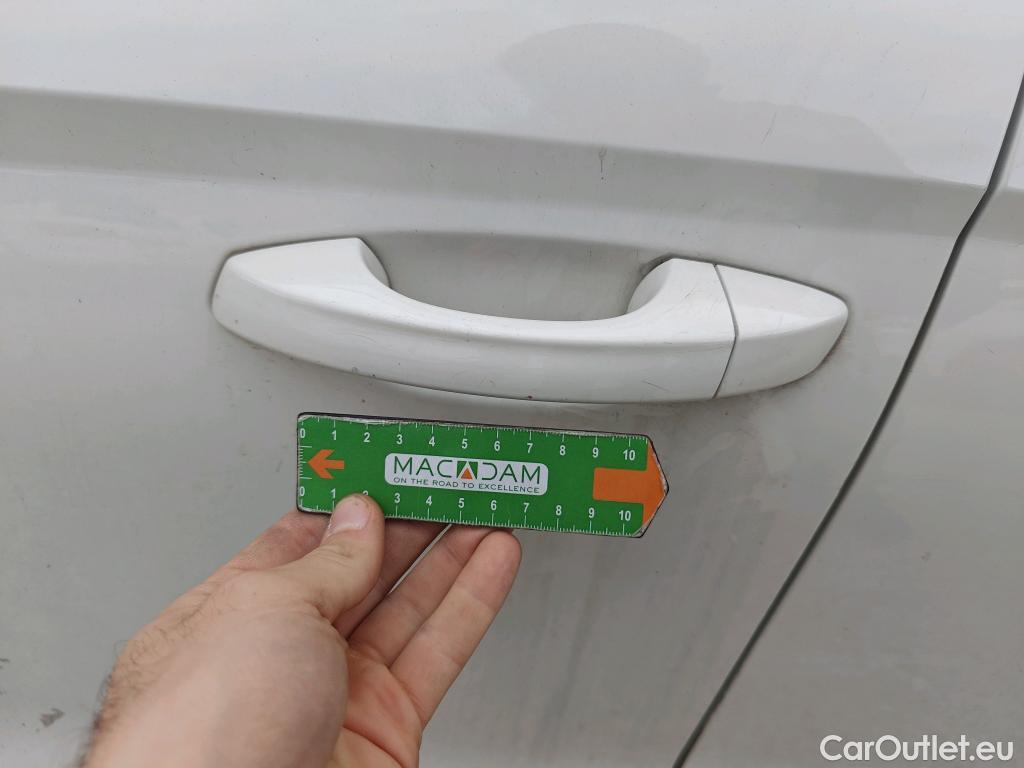  Seat  Ibiza SEAT  / 2017 / 5P / berlina con portón 1.0 TSI 81kW (110CV) Style Go2 #47