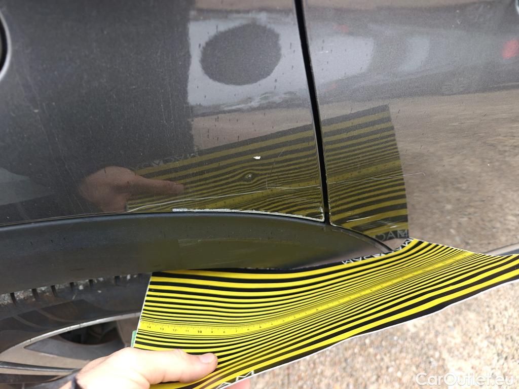  Peugeot  3008 PEUGEOT  Hybrid / 2020 / 5P / todoterreno 225 e-EAT8 Allure #26