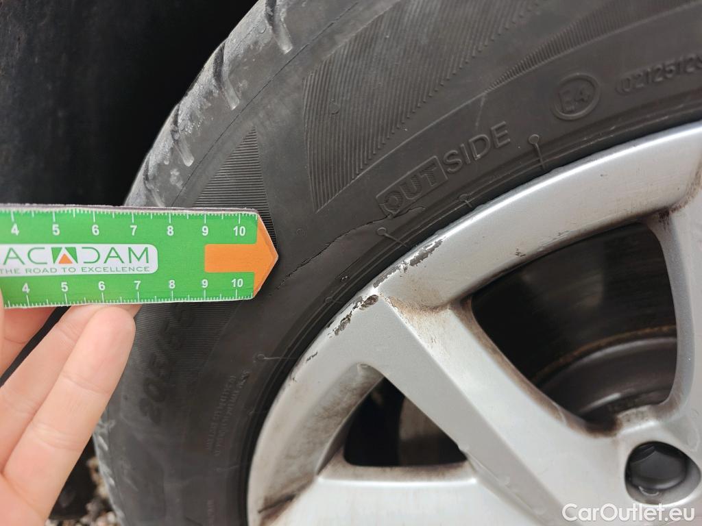  Seat  Leon  Sportstourer Style XL 2.0 TDI 115CV MT6 E6d #11