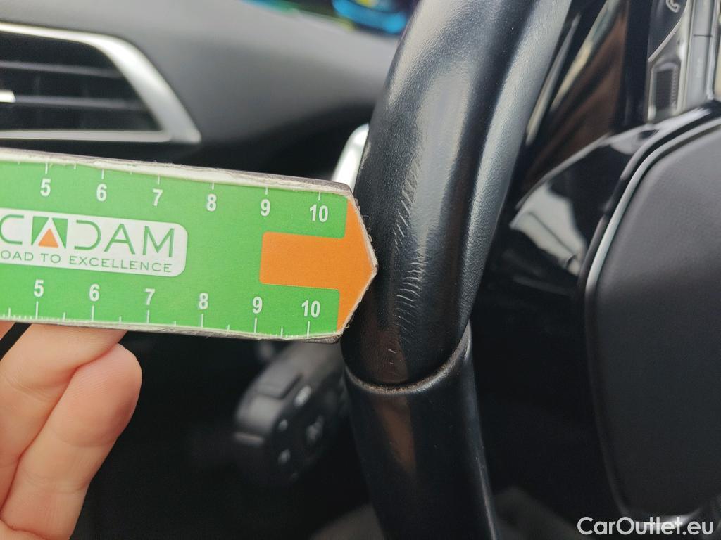  Peugeot  3008 PEUGEOT  Hybrid / 2020 / 5P / todoterreno 225 e-EAT8 Allure #43