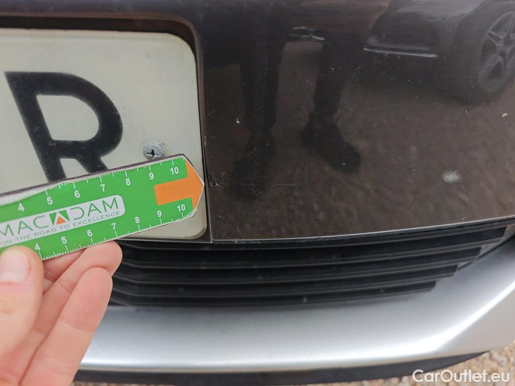  Peugeot  3008 PEUGEOT  Hybrid / 2020 / 5P / todoterreno 225 e-EAT8 Allure #68