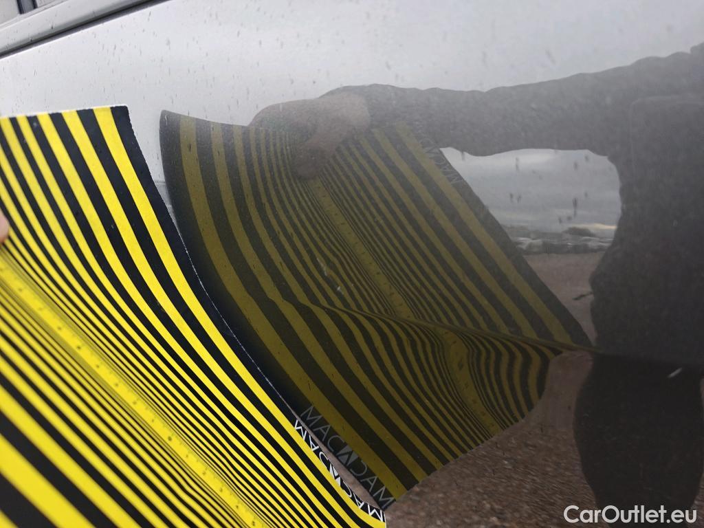  Peugeot  3008 PEUGEOT  Hybrid / 2020 / 5P / todoterreno 225 e-EAT8 Allure #20