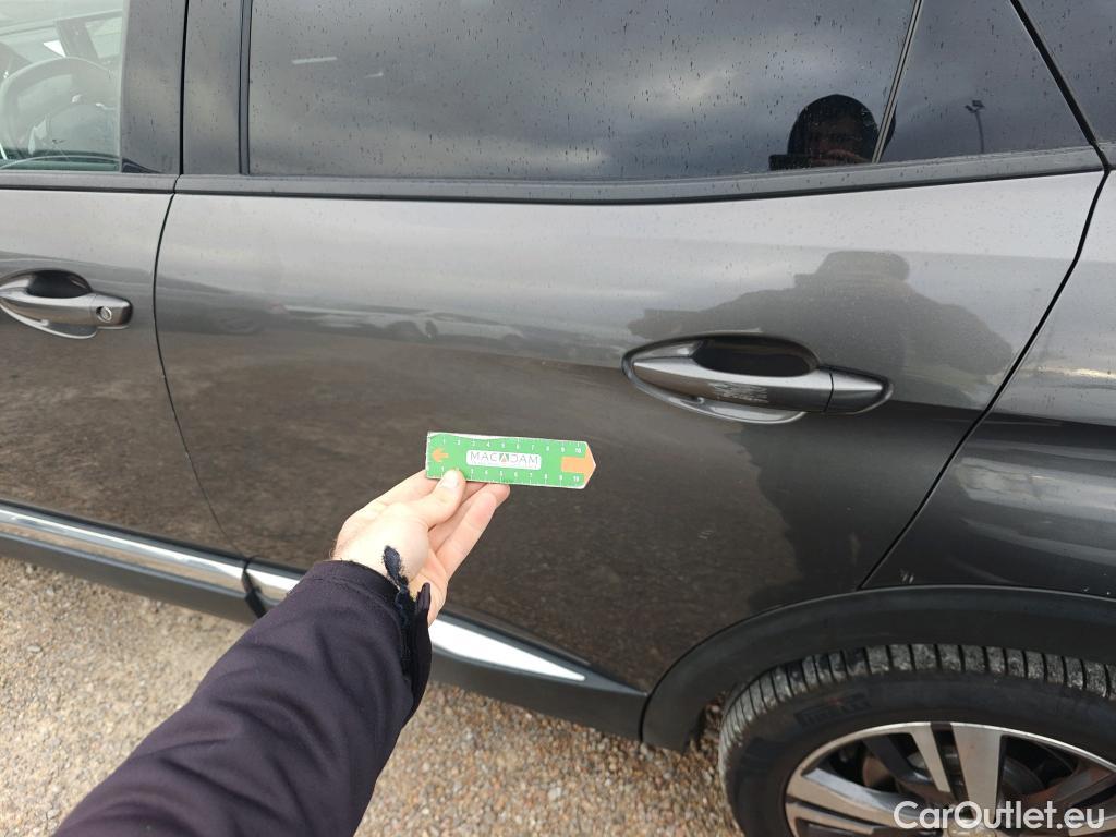  Peugeot  3008 PEUGEOT  Hybrid / 2020 / 5P / todoterreno 225 e-EAT8 Allure #19