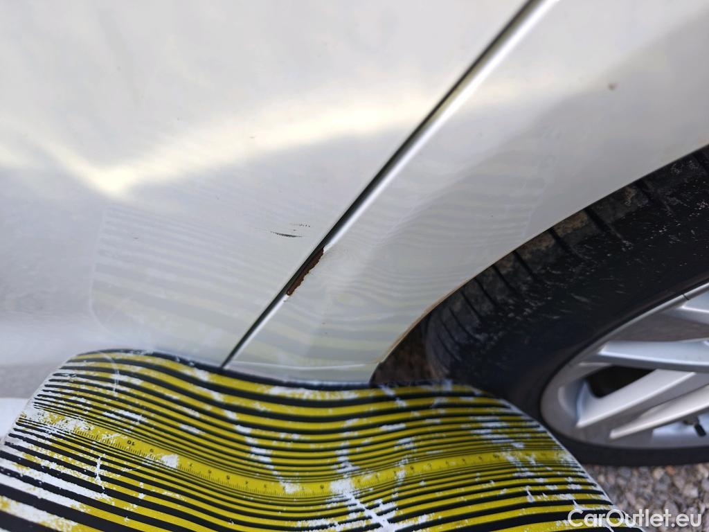  Toyota  Corolla TOYOTA  / 2019 / 5P / familiar 1.8 125H ACTIVE TECH E-CVT TOU SPORT #16