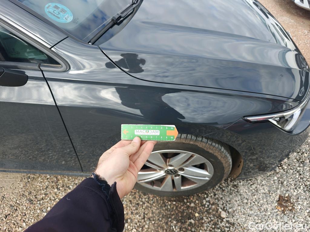  Volkswagen  Golf  VOLKSWAGEN / 2020 / 5P / berlina con portón Life 2.0 TDI 85kW (115CV) #39