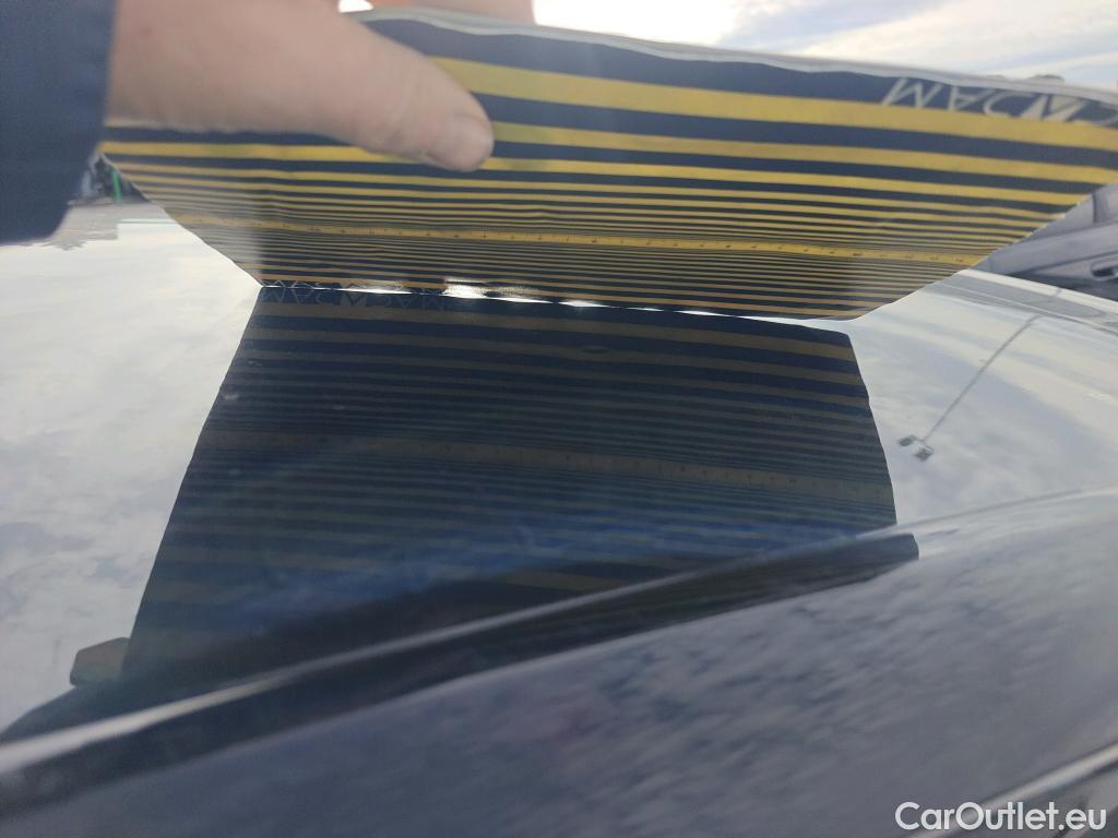  Volkswagen  Polo VOLKSWAGEN  / 2017 / 5P / berlina con portón United 1.0 TSI 70kW (95CV)(SP) #5