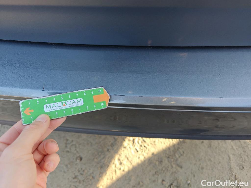  Volvo  V60 VOLVO  / 2018 / 5P / familiar 2.0 D3 Business Plus Auto (AC) #24