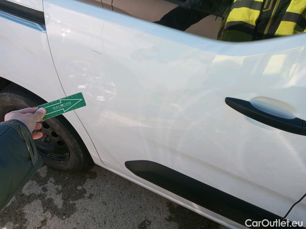  Citroen  Berlingo CITROEN  / 2018 / 4P / monovolumen compacto Talla M BlueHDi 100 S&S LIVE PACK #12