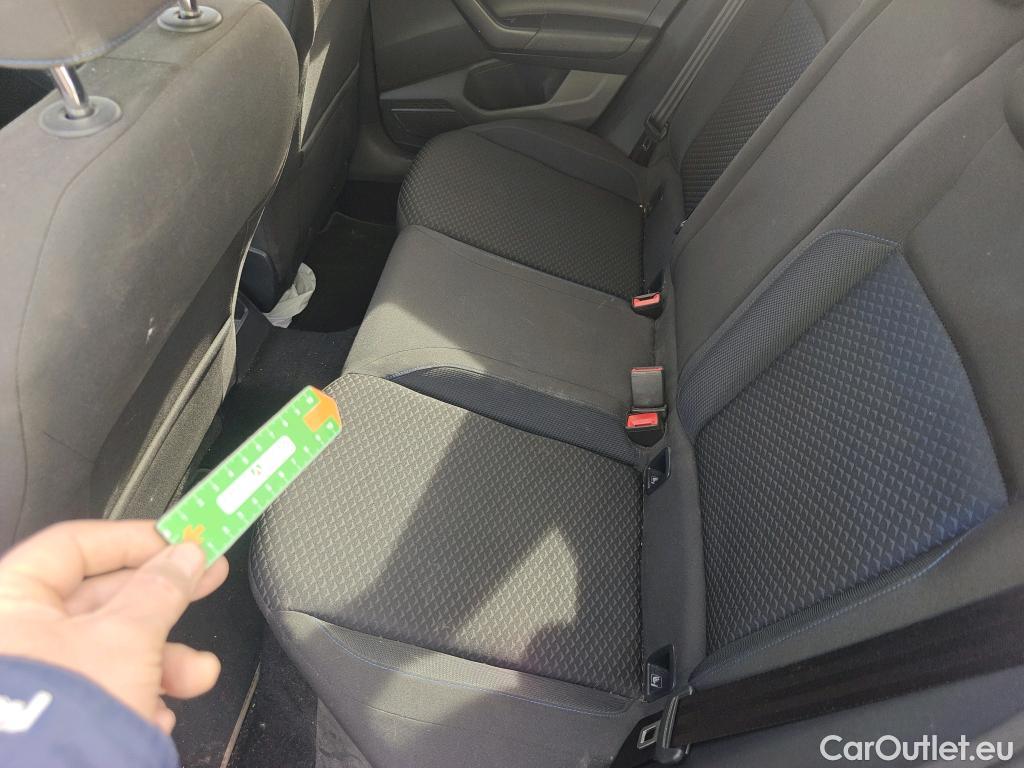  Volkswagen  Polo VOLKSWAGEN  / 2017 / 5P / berlina con portón United 1.0 TSI 70kW (95CV)(SP) #43