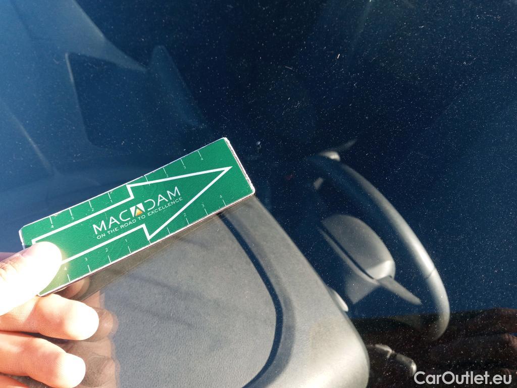  Citroen  Berlingo CITROEN  / 2018 / 4P / monovolumen compacto Talla M BlueHDi 100 S&S LIVE PACK #1