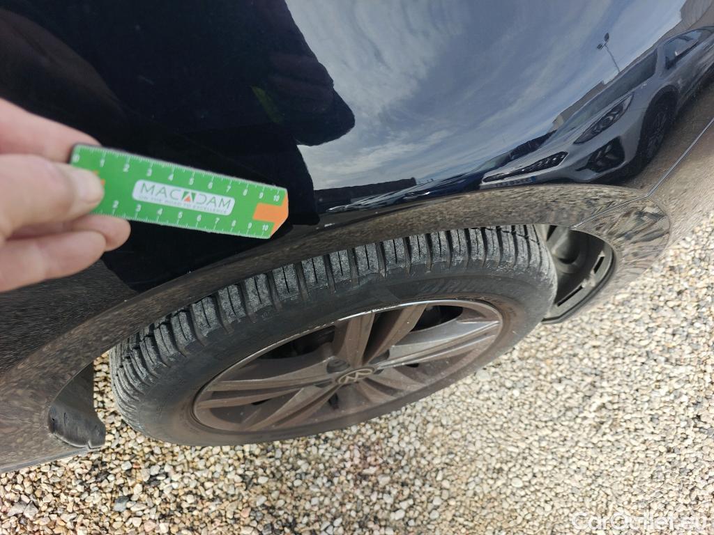  Volkswagen  Polo VOLKSWAGEN  / 2017 / 5P / berlina con portón United 1.0 TSI 70kW (95CV)(SP) #48