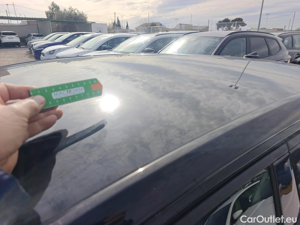  Volkswagen  Polo VOLKSWAGEN  / 2017 / 5P / berlina con portón United 1.0 TSI 70kW (95CV)(SP) #3