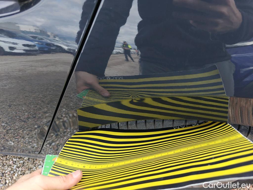  Volkswagen  Golf  VOLKSWAGEN / 2020 / 5P / berlina con portón Life 2.0 TDI 85kW (115CV) #31