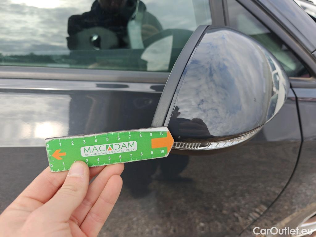  Volkswagen  Golf  VOLKSWAGEN / 2020 / 5P / berlina con portón Life 2.0 TDI 85kW (115CV) #38