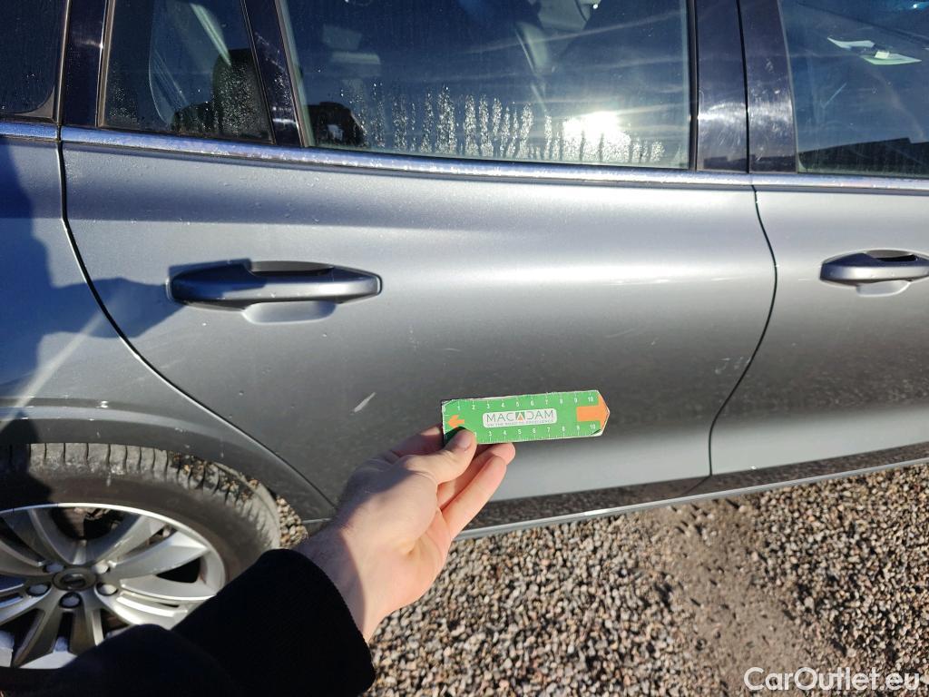  Volvo  V60 VOLVO  / 2018 / 5P / familiar 2.0 D3 Business Plus Auto (AC) #5