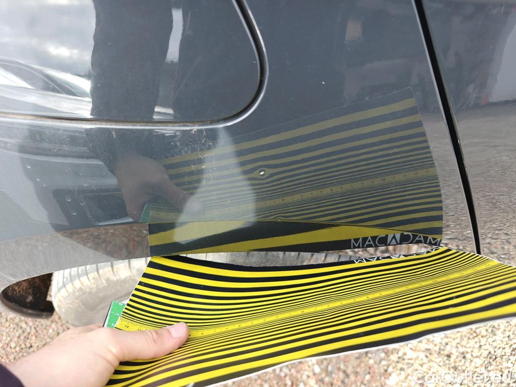  Volkswagen  Golf  VOLKSWAGEN / 2020 / 5P / berlina con portón Life 2.0 TDI 85kW (115CV) #9