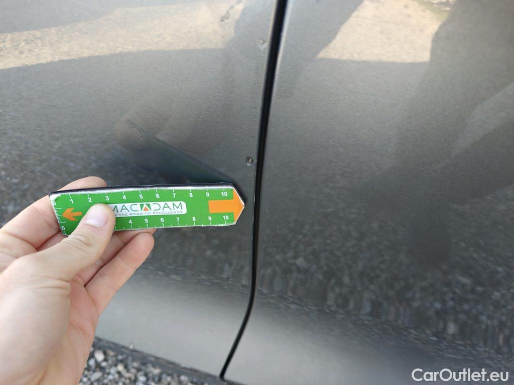  Volvo  V60 VOLVO  / 2018 / 5P / familiar 2.0 D3 Business Plus Auto (AC) #12